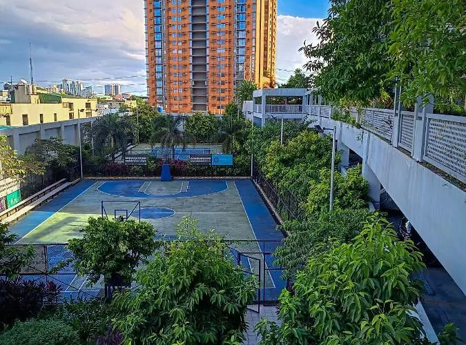 The Bat Cave 2 At Manhattan Heights Araneta Cubao * Manila