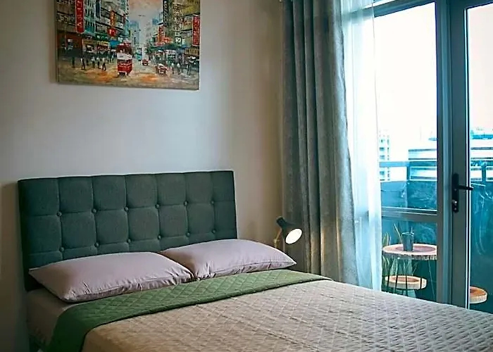 The Bat Cave 2 At Manhattan Heights Araneta Cubao Apartment *
