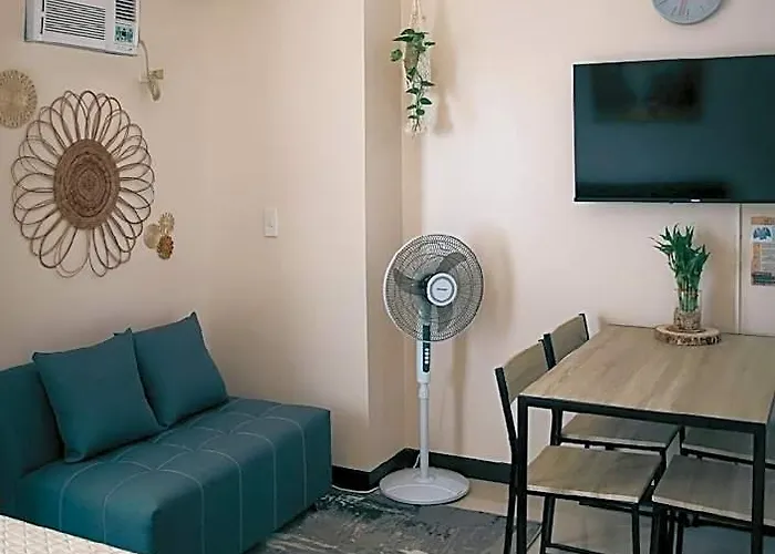 Apartment The Bat Cave 2 At Manhattan Heights Araneta Cubao *