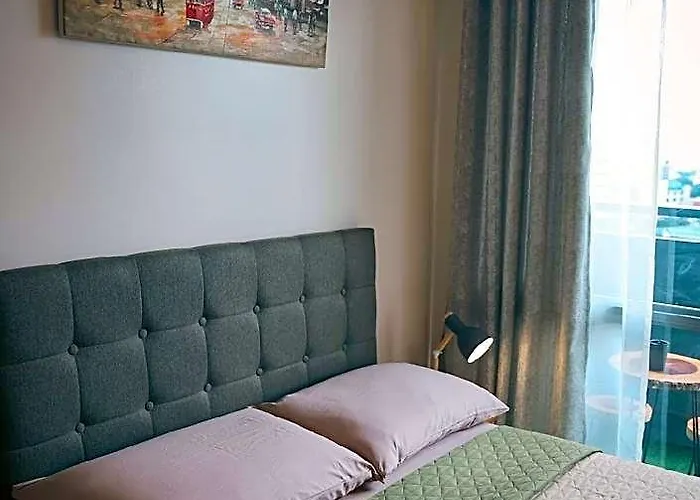 Apartment The Bat Cave 2 At Manhattan Heights Araneta Cubao